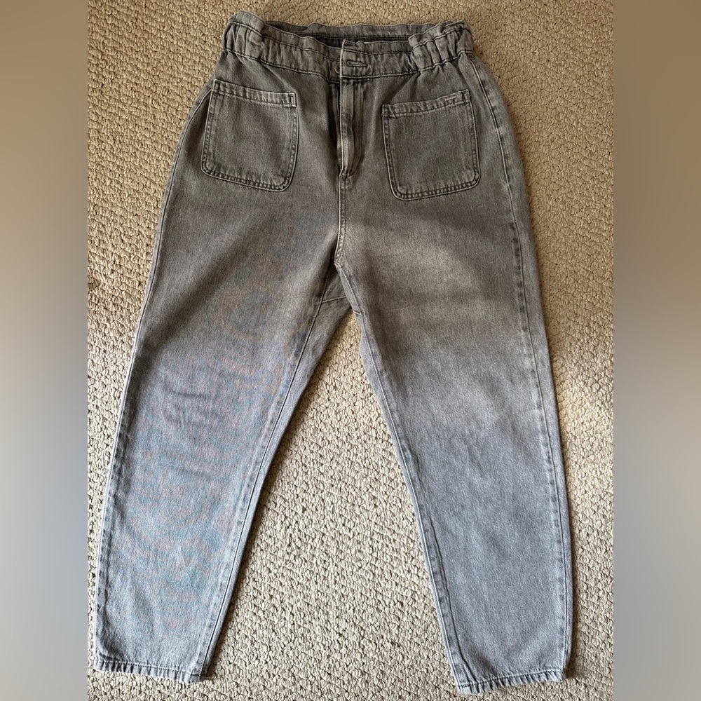 Zara baggy jeans in size US 8.